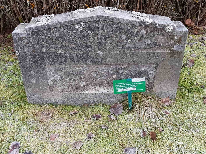 Grave number: 4 C    30