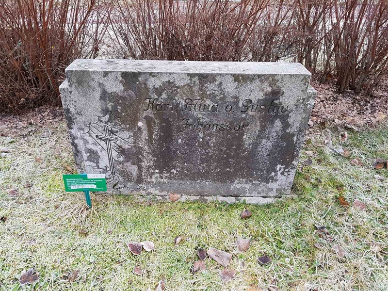 Grave number: 4 D    14