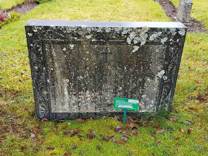 Grave number: 4 B    50