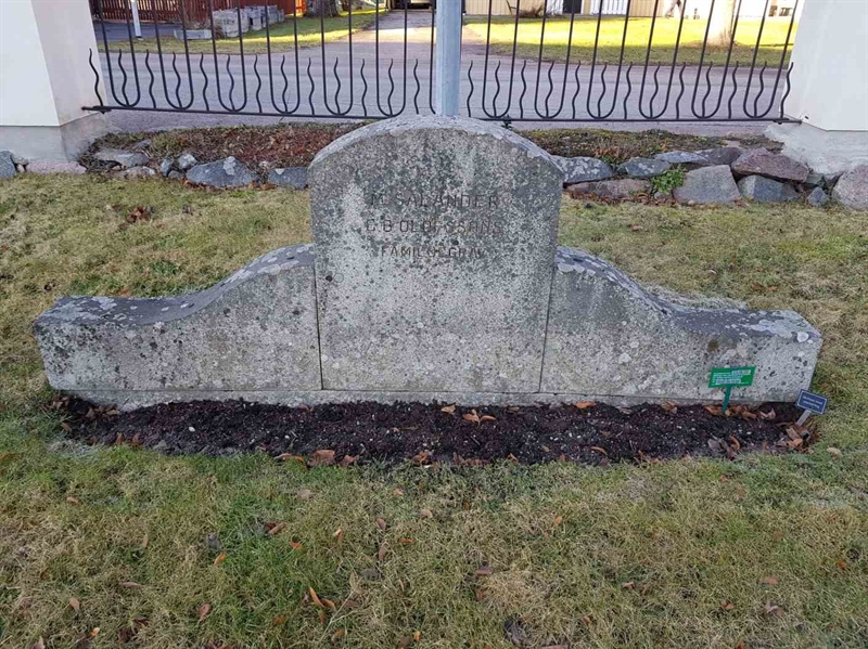 Grave number: 3 A 06   127