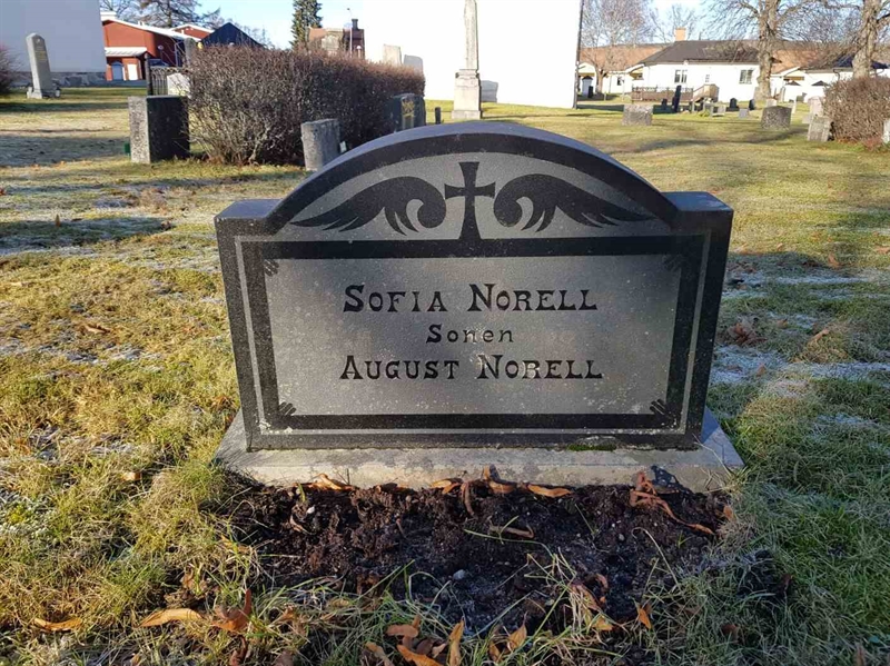 Grave number: 3 A 04    77