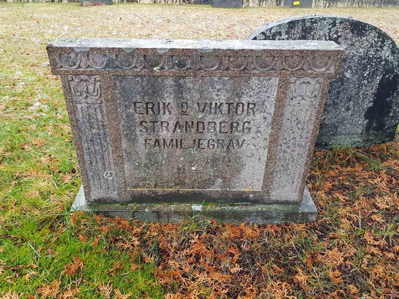 Grave number: 4 F    24