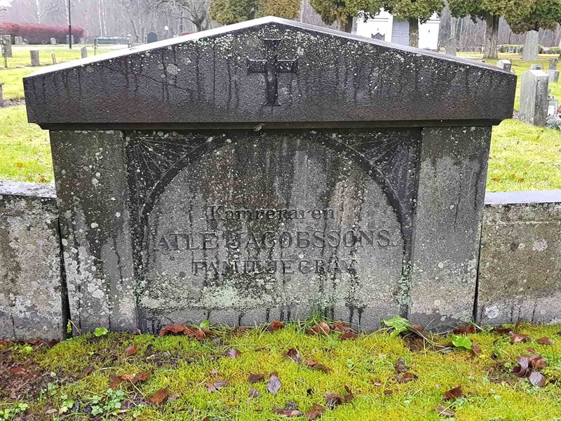 Grave number: 4 B    55