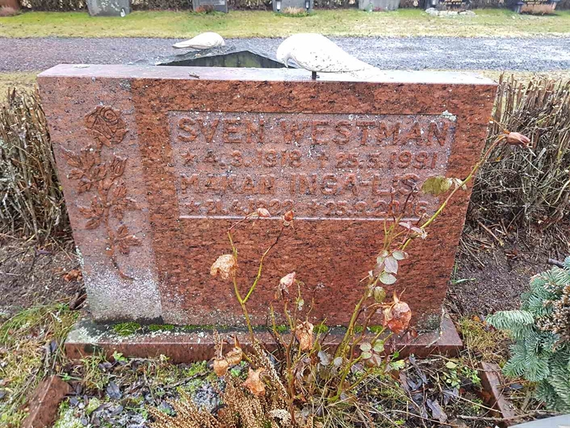 Grave number: 4 L    38-39