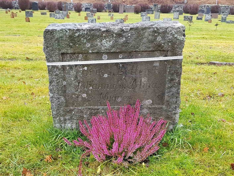 Grave number: 4 B    27