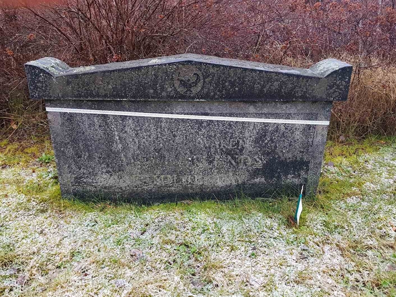 Grave number: 4 F    78