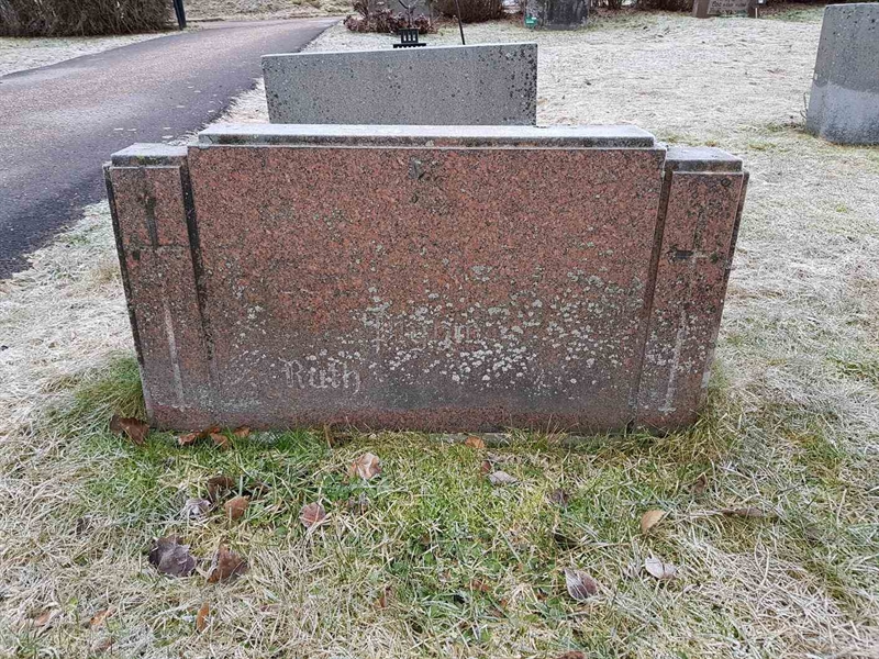 Grave number: 4 D    27