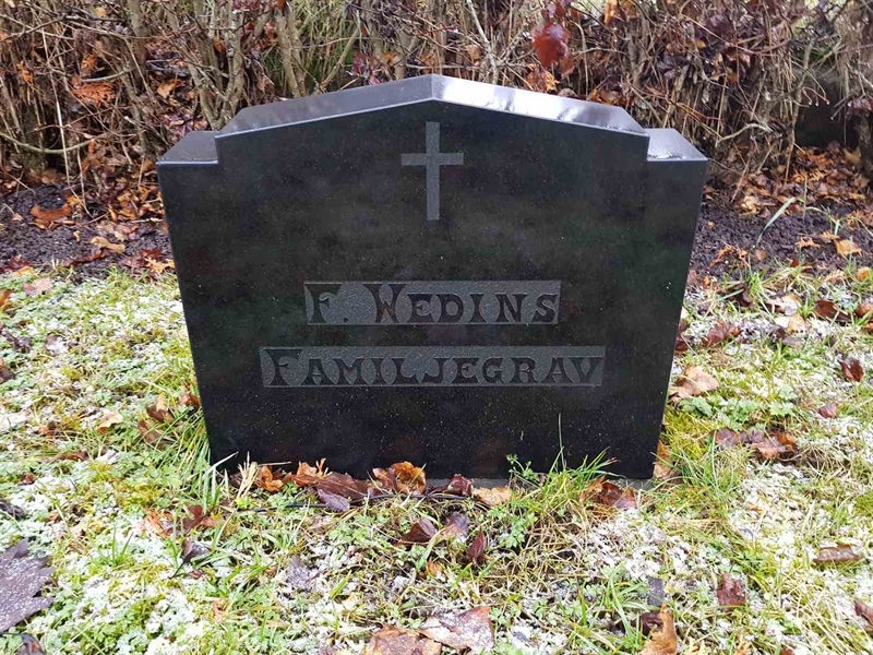 Grave number: 4 F    51