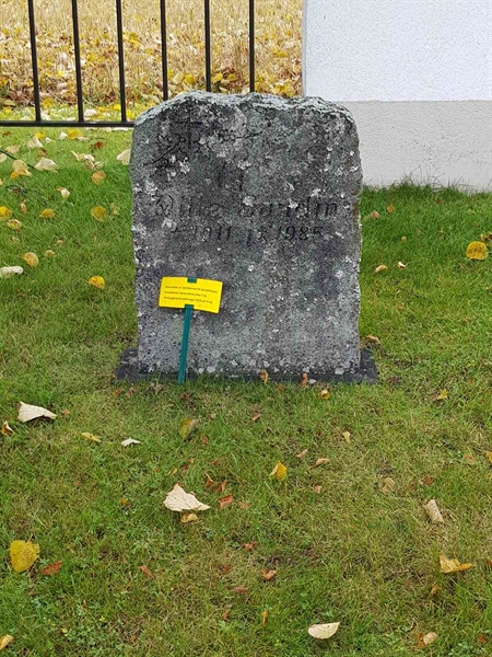 Grave number: 3 A 05   111