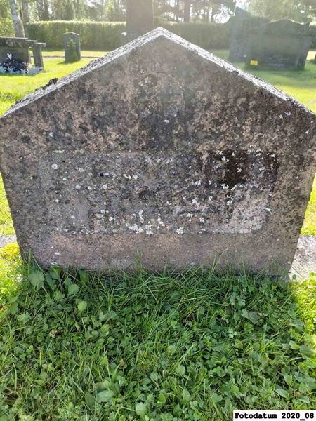 Grave number: 5 03    69