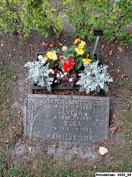 Grave number: 2 H    21