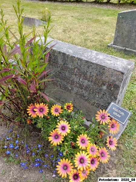Grave number: 2 H   112