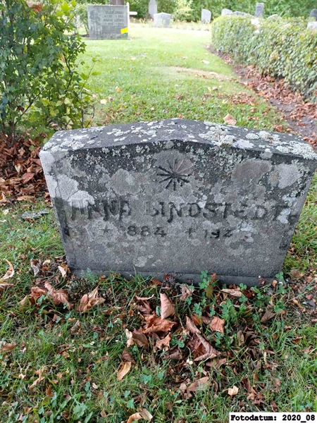 Grave number: 2 G    18