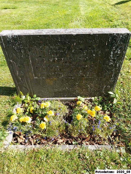 Grave number: 2 F    42