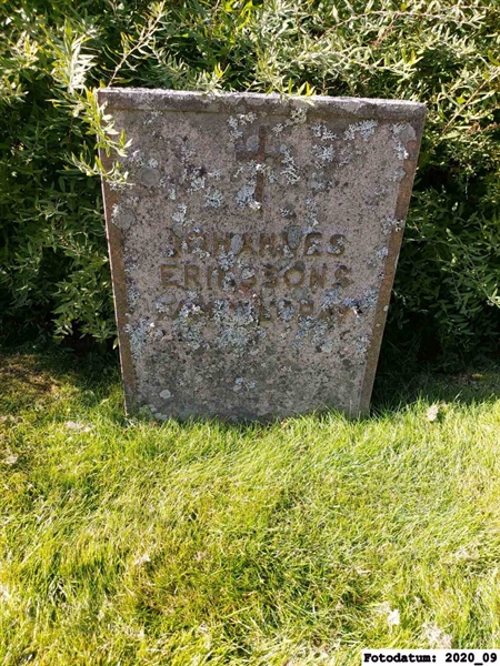 Grave number: 1 N   554-555