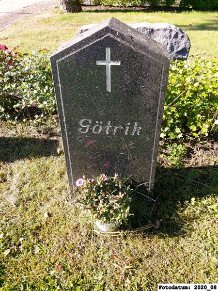 Grave number: 5 07   360