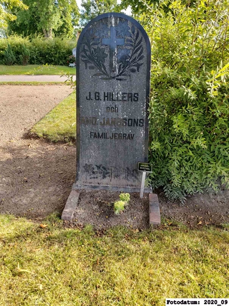 Grave number: 1 N   462-463