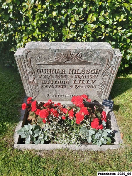 Grave number: 1 H J   106