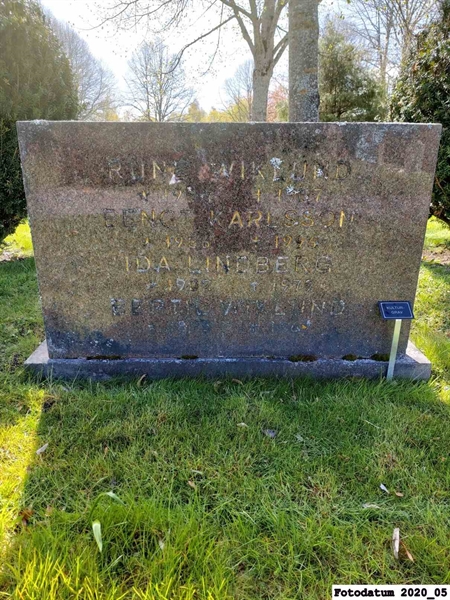 Grave number: 1 H B   163