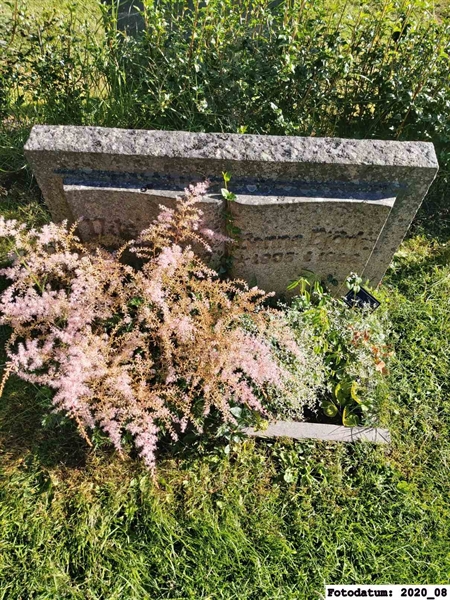 Grave number: 5 07   353