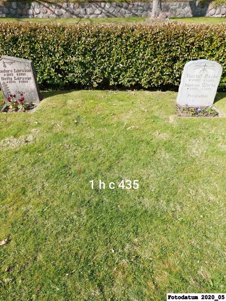 Grave number: 1 H C   435