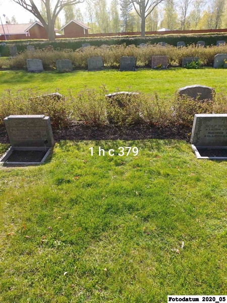 Grave number: 1 H C   379
