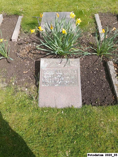 Grave number: 1 H F    56