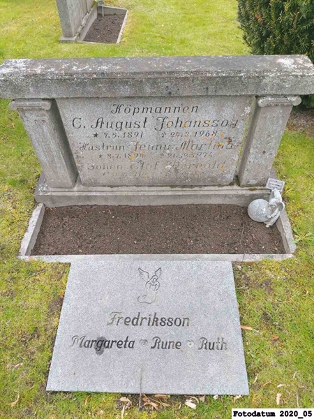 Grave number: 1 H F    82