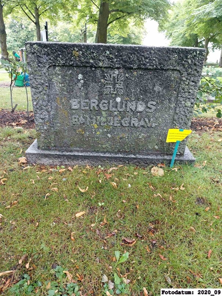 Grave number: 1 Ö 1    12