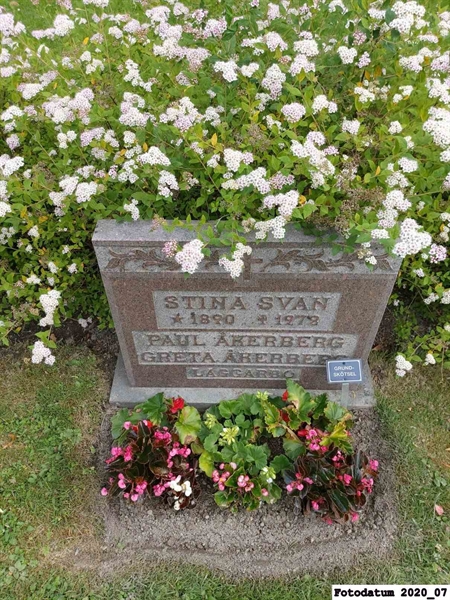Grave number: 1 H M   125
