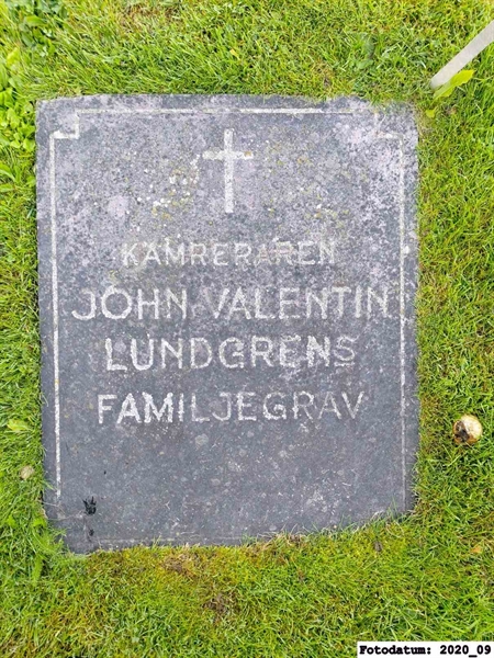 Grave number: 1 Ö 12   157