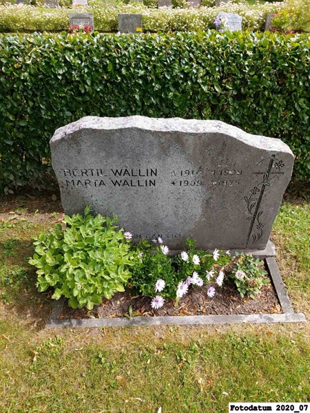 Grave number: 1 H M   201