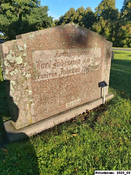 Grave number: 1 Ö 20   137