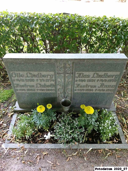 Grave number: 1 H M   205