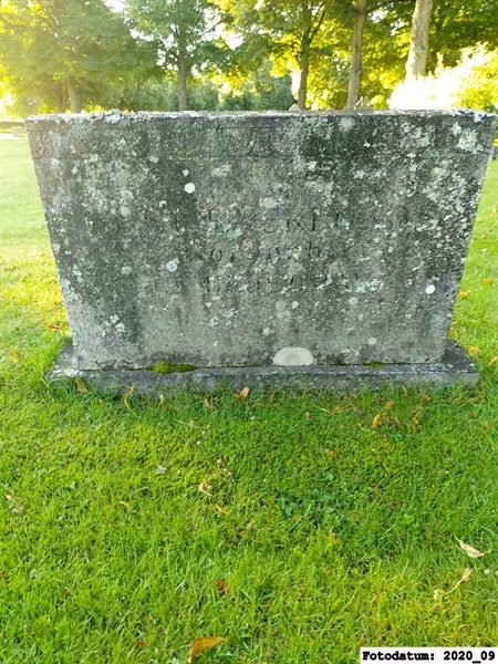 Grave number: 1 Ö 12   144