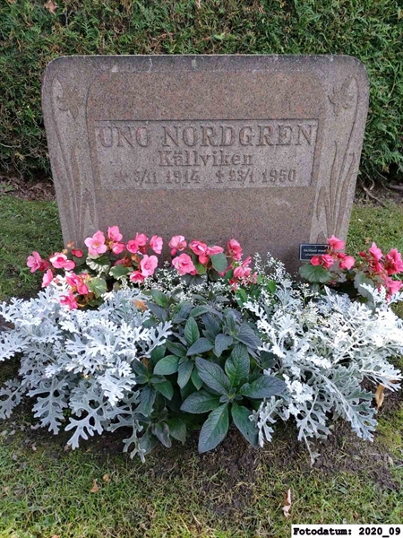 Grave number: 1 Ö 30   127B