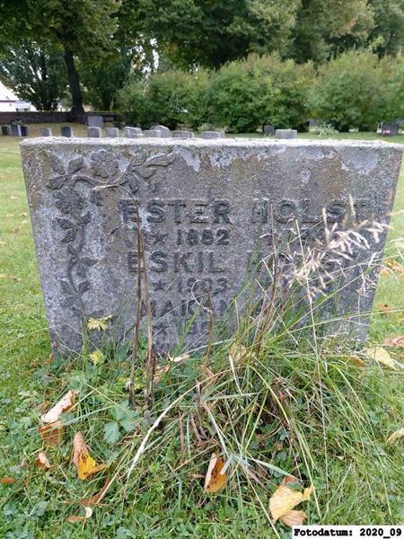 Grave number: 1 Ö 30   160