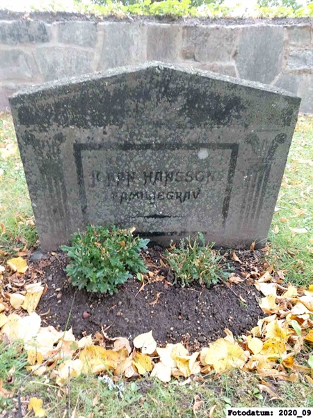 Grave number: 1 Ö 32   224