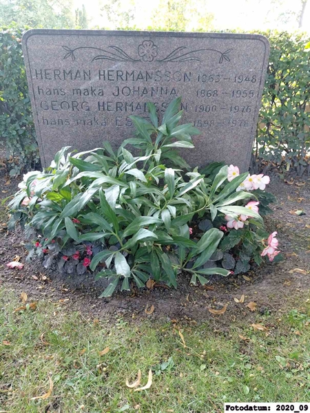 Grave number: 1 Ö 28    35