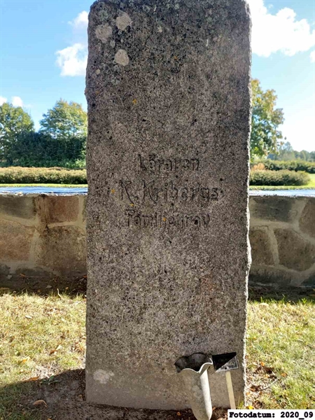 Grave number: 1 Ö 11    96