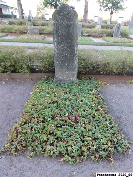 Grave number: 1 S   176