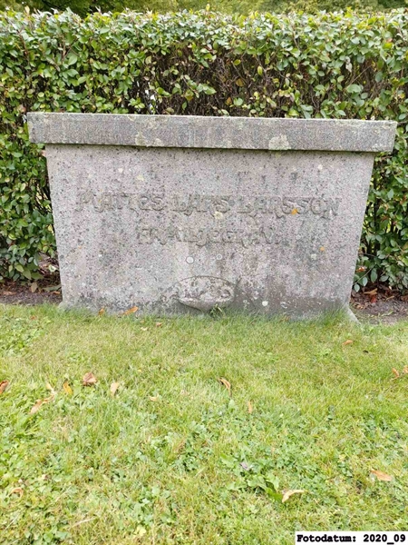 Grave number: 1 Ö 35    80