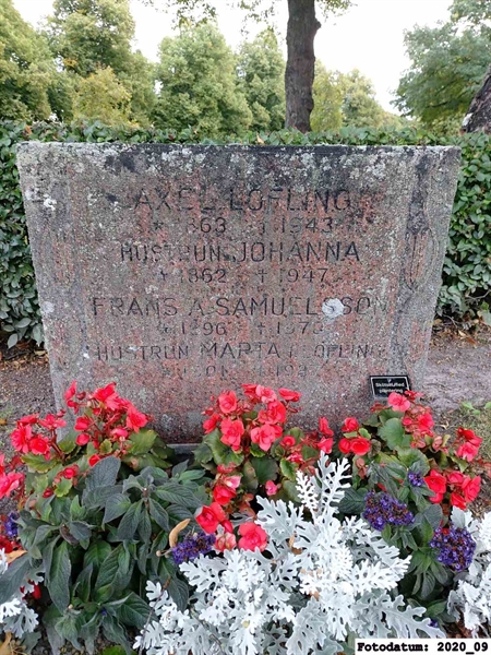 Grave number: 1 Ö 27   224