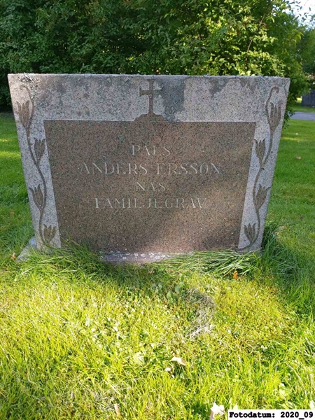 Grave number: 1 Ö 30   134