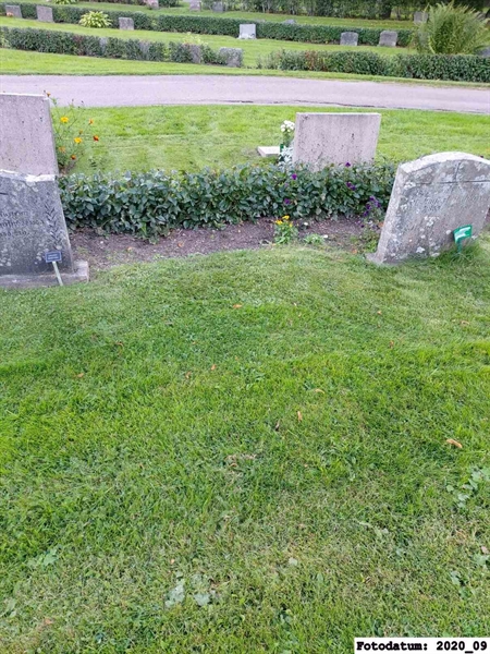 Grave number: 1 Ö 18    86