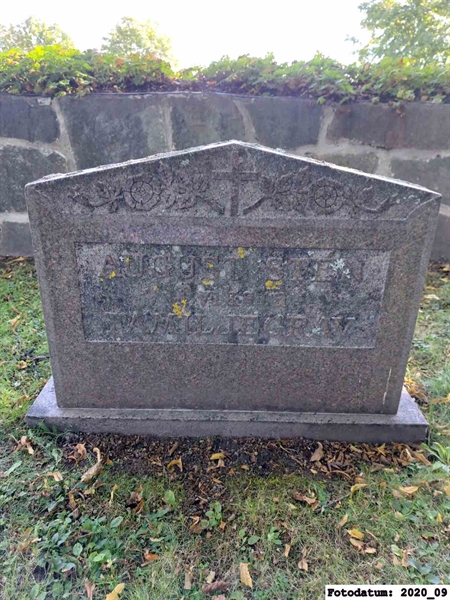 Grave number: 1 Ö 11   102A