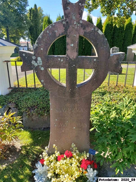 Grave number: 1 Ö 14    40