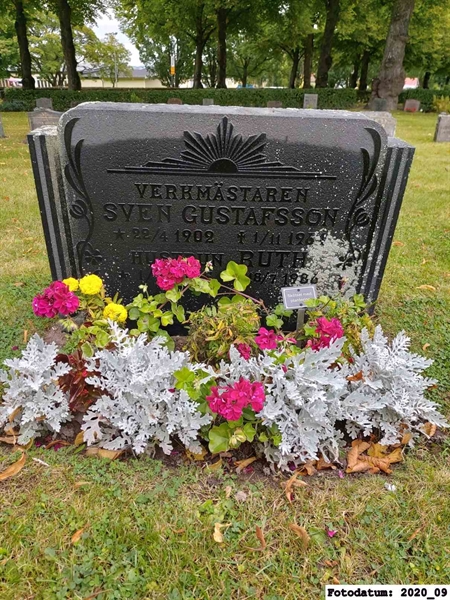 Grave number: 1 Ö 36    35