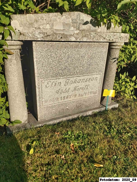 Grave number: 1 Ö 23    17