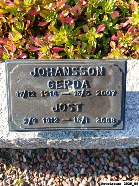 Grave number: 1 AG S   207